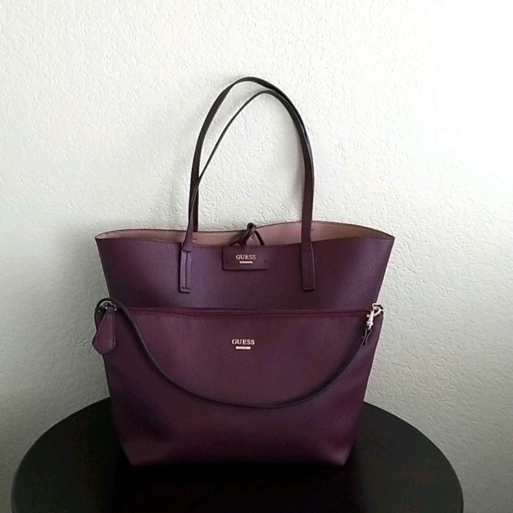 Guess Handbag Reversible Tote set